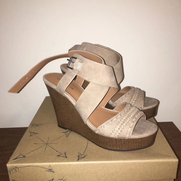 Indigo Rd Wedges - Picture 5 of 7